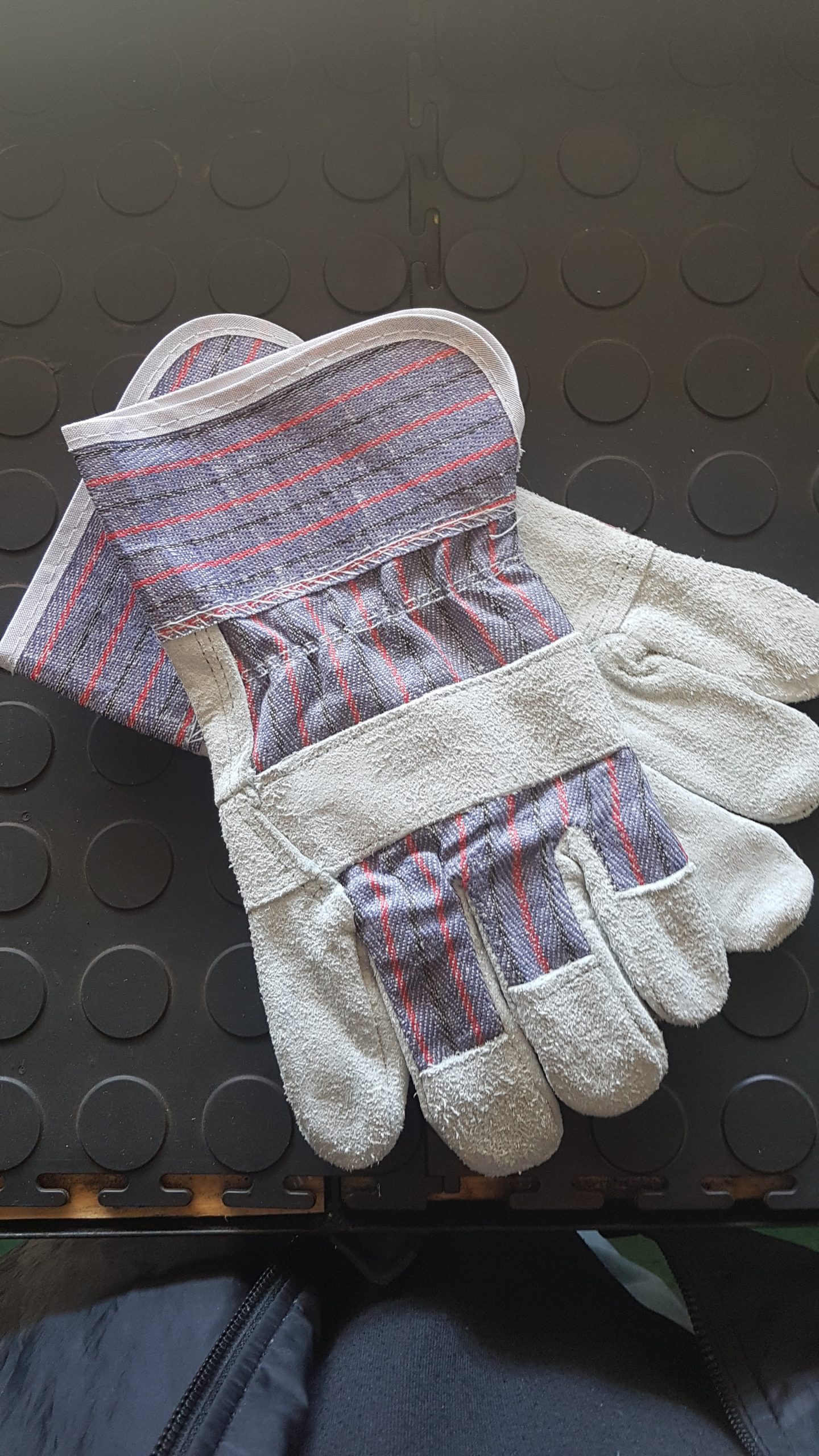 Universal Gloves